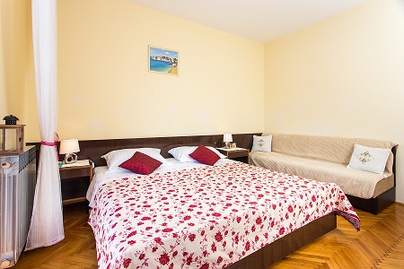 Double bed with sofa ...