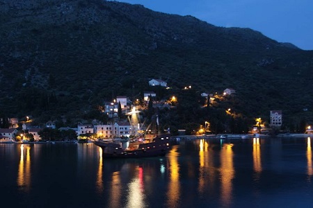 Villa Malfi at night